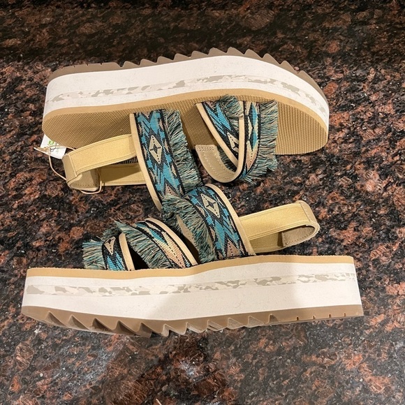 Teva Flatform Ceres Sandals Sz. 10​​​​​​​​​​​​ - Picture 3 of 7